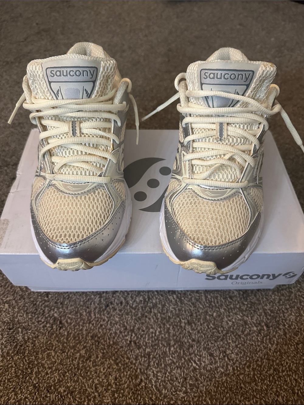 Saucony Women’s Cream and Silver Running Shoes